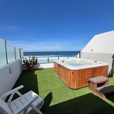 Casa Oleaje Holiday home
